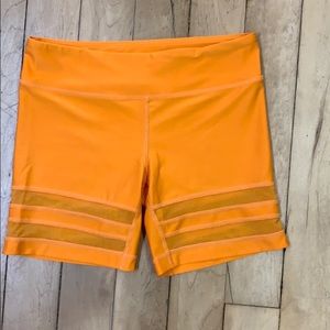 Alo shorts